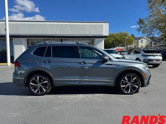 VOLKSWAGEN TIGUAN 4MOTION 2022 3VV4B7AX1NM133999 image VOLKSWAGEN TIGUAN 4MOTION 2022 3VV4B7AX1NM133999 image
